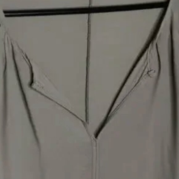 Lola & Sophie gray split hem knit sleeve v neck mixed fabric top size Large - Picture 2 of 11